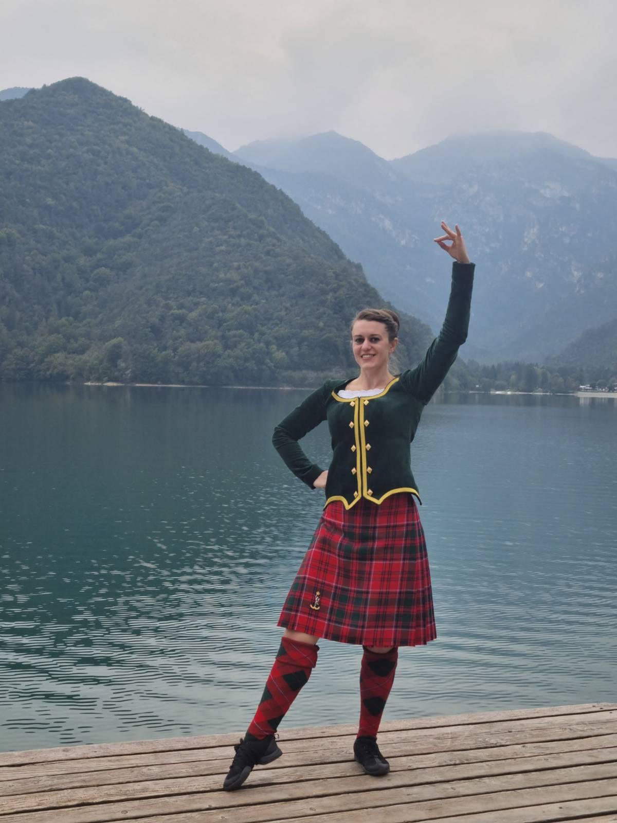 Sig Kayleigh Boardman, 32 Sig Regt - Highland Dancer Sig Kayleigh Boardman, 32 Sig Regt - Highland Dancer